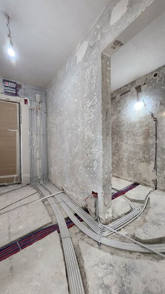 Muncitori pentru gips-carton, placari ceramice, glet/ zugraveli.
